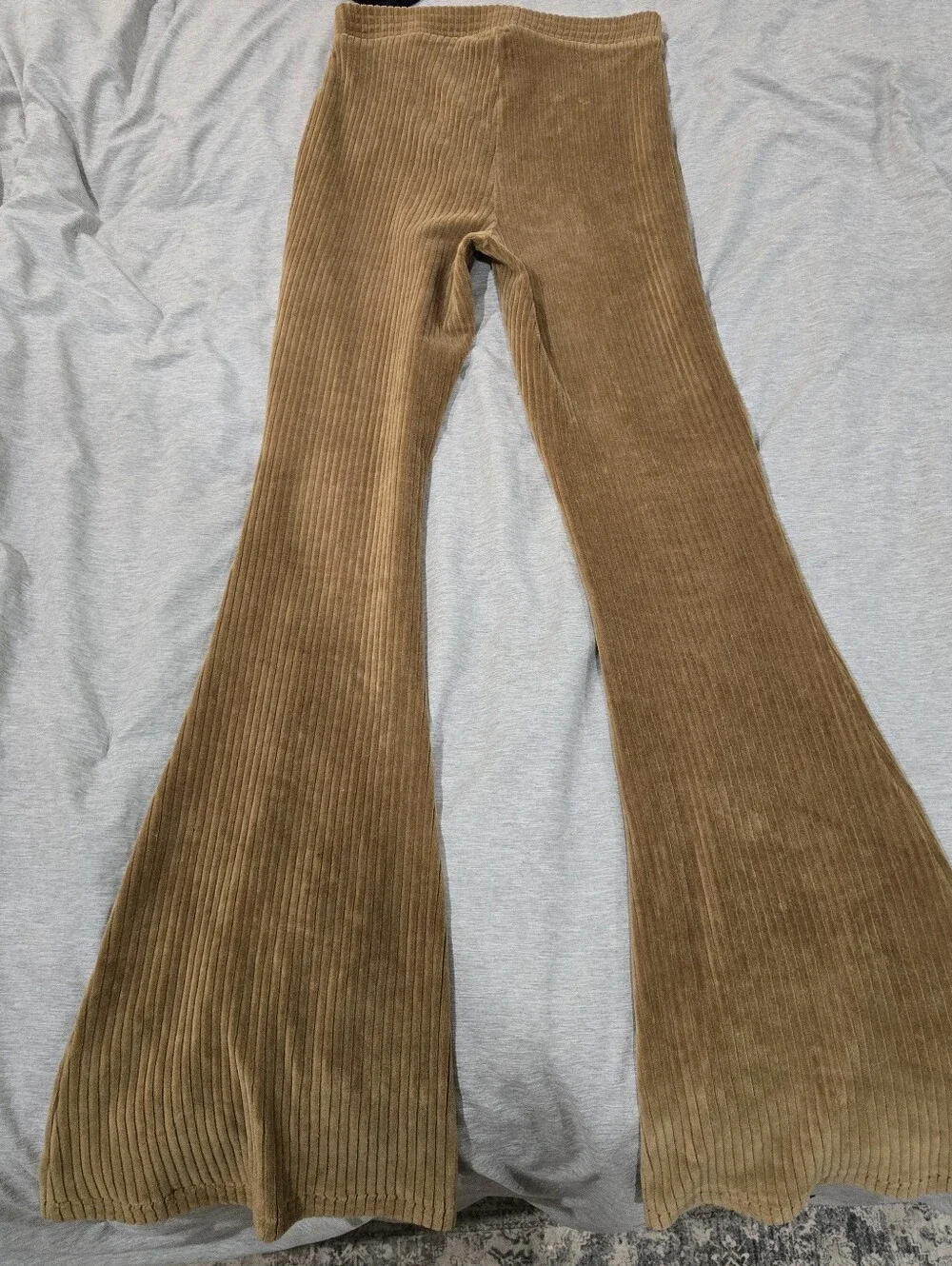Aerie Groove On High Waisted Flared Pants Size S